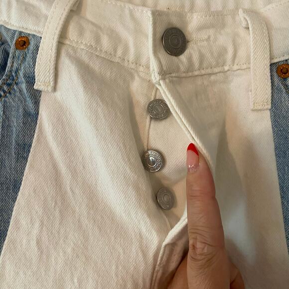 Levi's 501 Premium Taper Jeans Cotton Button Fly White Blue Women's size 28 x 26 - Picture 3 of 13